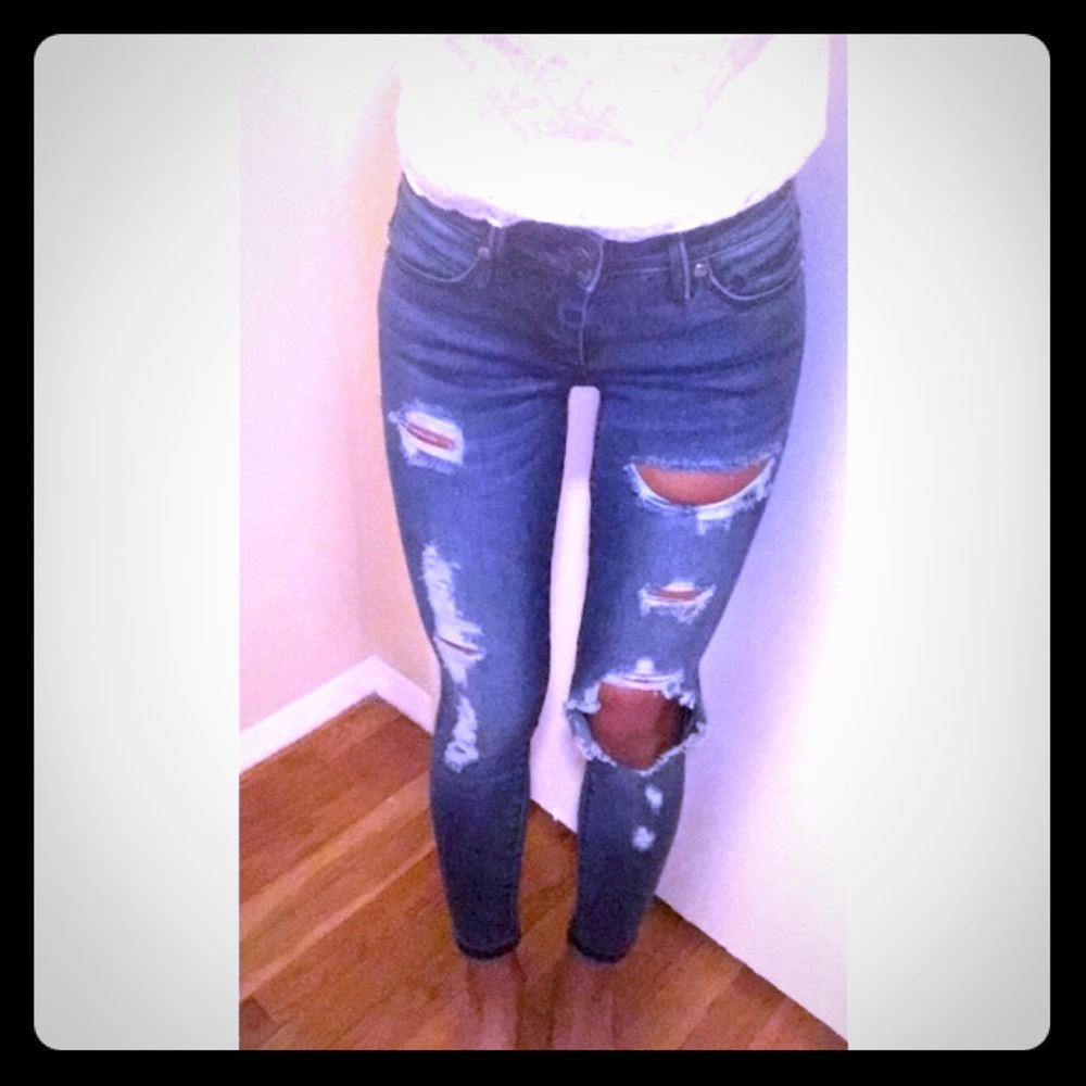 Bebe destroyed skinny jeans